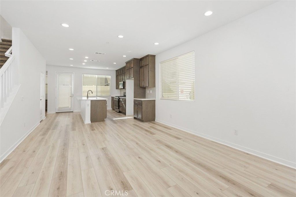 Image 14 of property listing at 32844 Brunello, Temecula, CA 92591