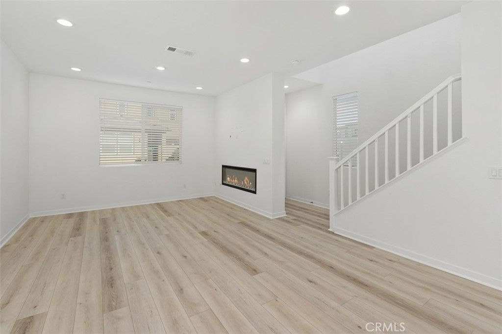 Image 3 of property listing at 32844 Brunello, Temecula, CA 92591