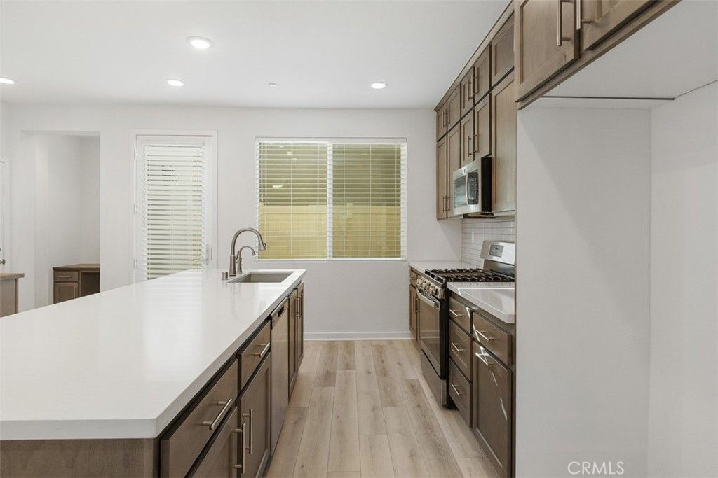 Image 9 of property listing at 32844 Brunello, Temecula, CA 92591