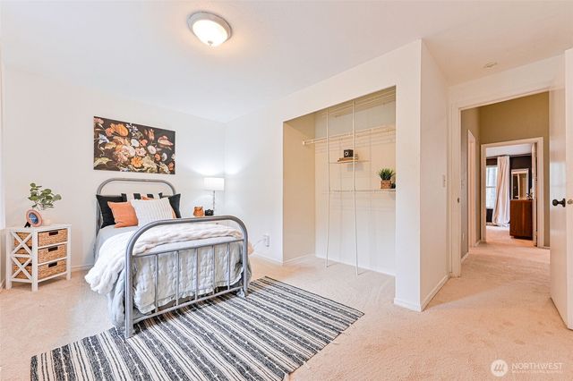 6727 77th St Ct NW, Gig Harbor, WA 98335