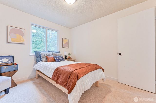 6727 77th St Ct NW, Gig Harbor, WA 98335