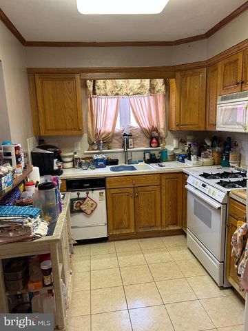 2828 HOLME AVE, Philadelphia, PA 19152