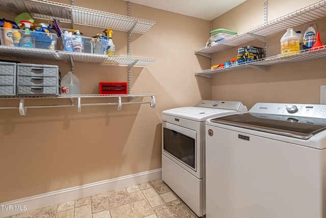 22262 Driftwood Lane, Abingdon, VA 24211