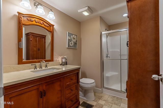 22262 Driftwood Lane, Abingdon, VA 24211