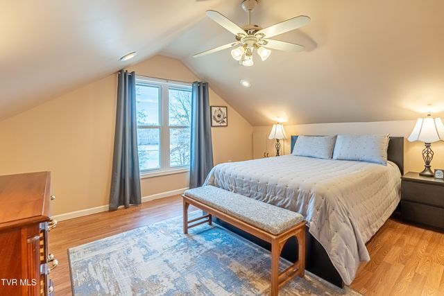 22262 Driftwood Lane, Abingdon, VA 24211