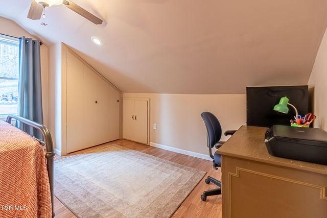 22262 Driftwood Lane, Abingdon, VA 24211