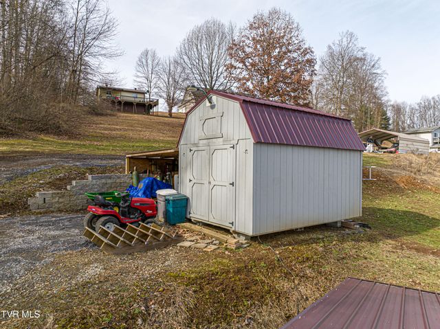 22262 Driftwood Lane, Abingdon, VA 24211