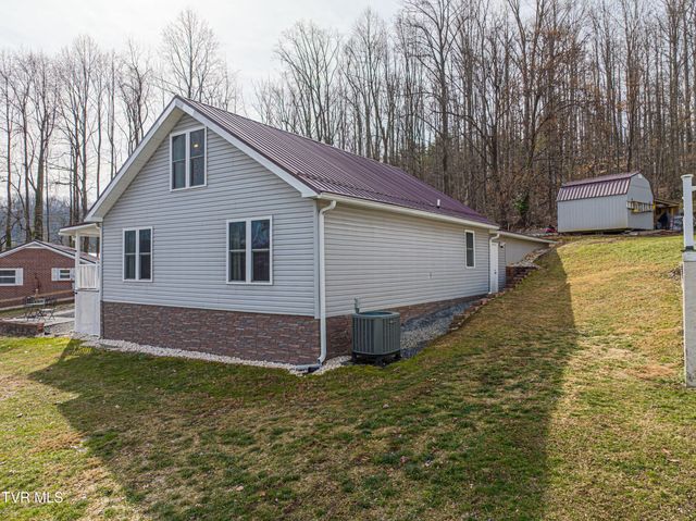 22262 Driftwood Lane, Abingdon, VA 24211