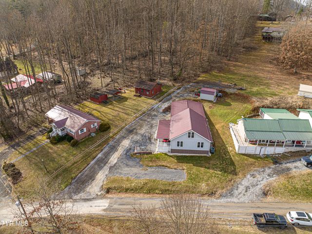 22262 Driftwood Lane, Abingdon, VA 24211