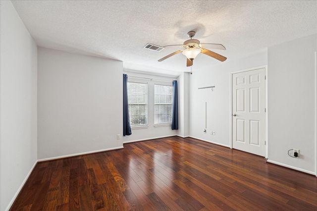 12681 Rip Van Winkle Drive 32, Houston, TX 77024