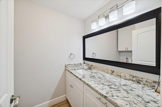 12681 Rip Van Winkle Drive 32, Houston, TX 77024