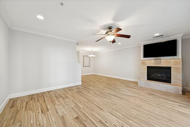 12681 Rip Van Winkle Drive 32, Houston, TX 77024