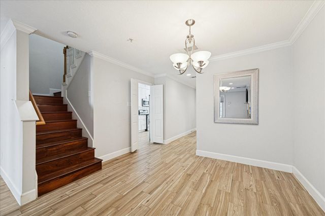 12681 Rip Van Winkle Drive 32, Houston, TX 77024