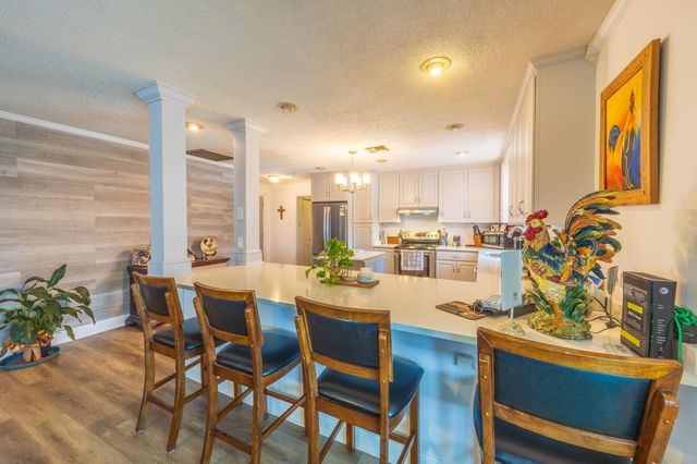 117 Elm Dr, Raceland, LA 70394