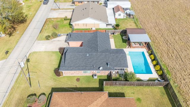 117 Elm Dr, Raceland, LA 70394