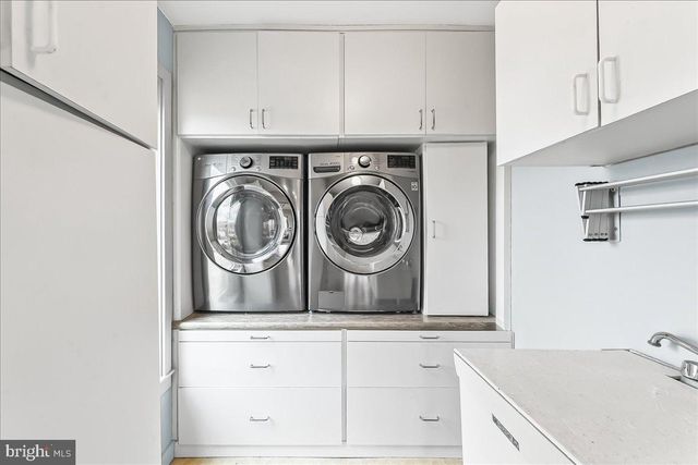 9 WHITE CLAY DR, Landenberg, PA 19350