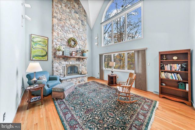 9 WHITE CLAY DR, Landenberg, PA 19350