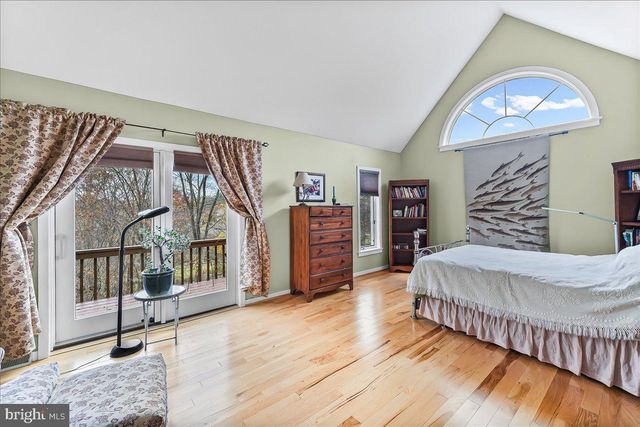 9 WHITE CLAY DR, Landenberg, PA 19350