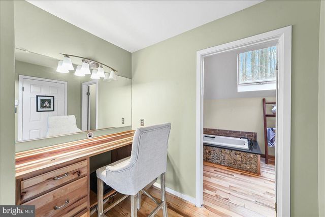 9 WHITE CLAY DR, Landenberg, PA 19350