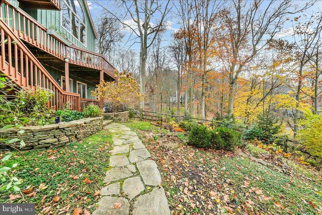 9 WHITE CLAY DR, Landenberg, PA 19350