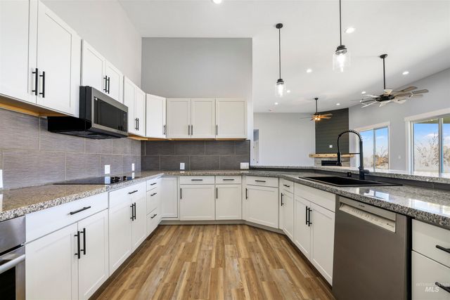 2514 Tulip Cir, Twin Falls, ID 83301