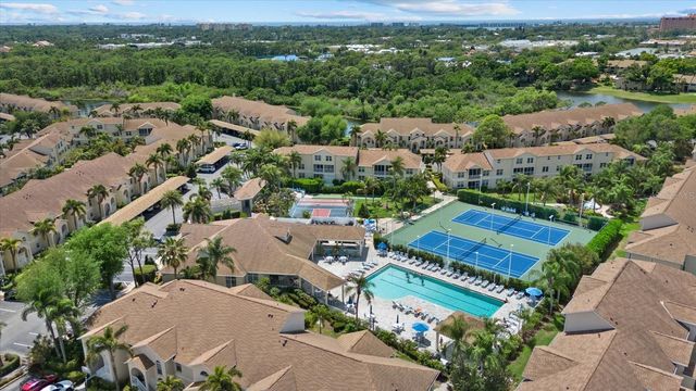 4275 CASTLEBRIDGE LANE 1312, Sarasota, FL 34238