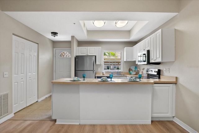 4275 CASTLEBRIDGE LANE 1312, Sarasota, FL 34238