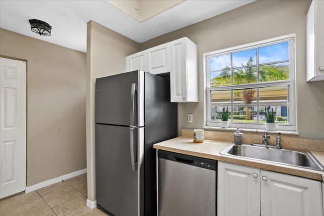 4275 CASTLEBRIDGE LANE 1312, Sarasota, FL 34238