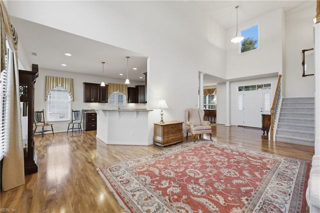 520 Dunning LN, Chesapeake, VA 23322