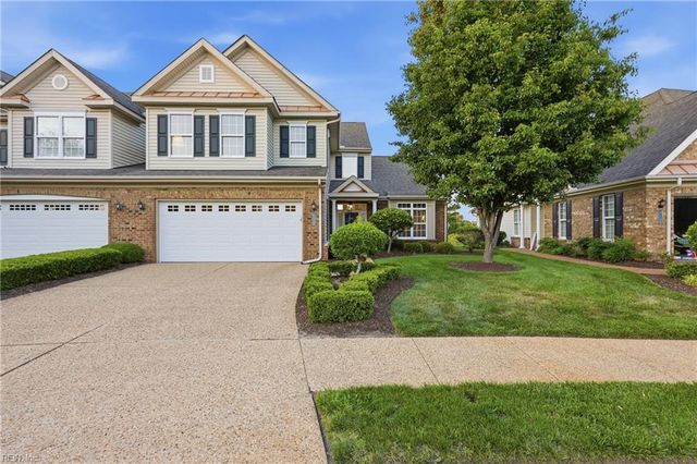 520 Dunning LN, Chesapeake, VA 23322