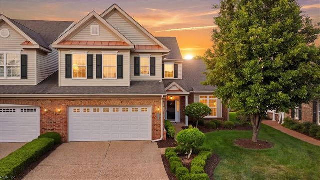 520 Dunning LN, Chesapeake, VA 23322