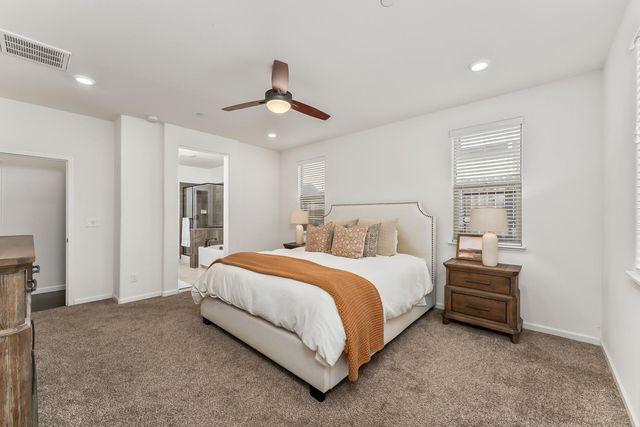 813 Stage Stop Loop, Rocklin, CA 95765