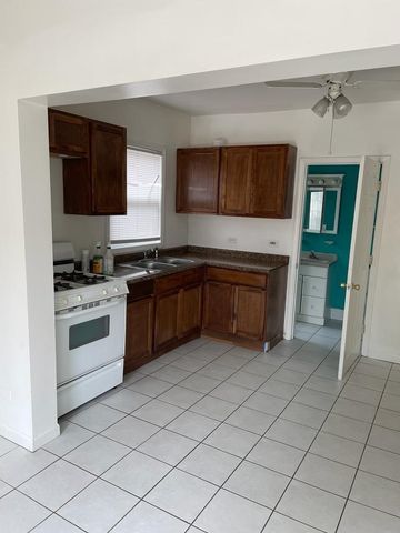 2727 N Oak Park Avenue, Chicago, IL 60707