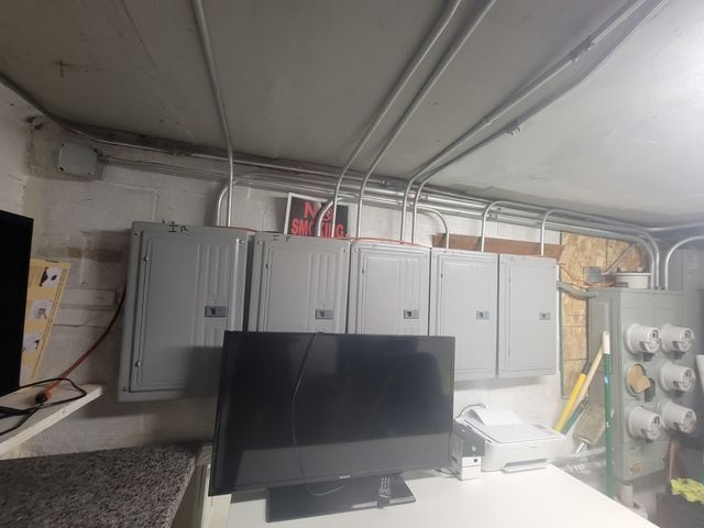 2727 N Oak Park Avenue, Chicago, IL 60707