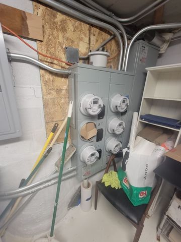 2727 N Oak Park Avenue, Chicago, IL 60707