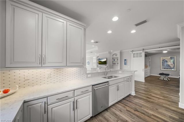 9685 Montelanico LOOP 101, Naples, FL 34119