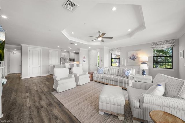 9685 Montelanico LOOP 101, Naples, FL 34119