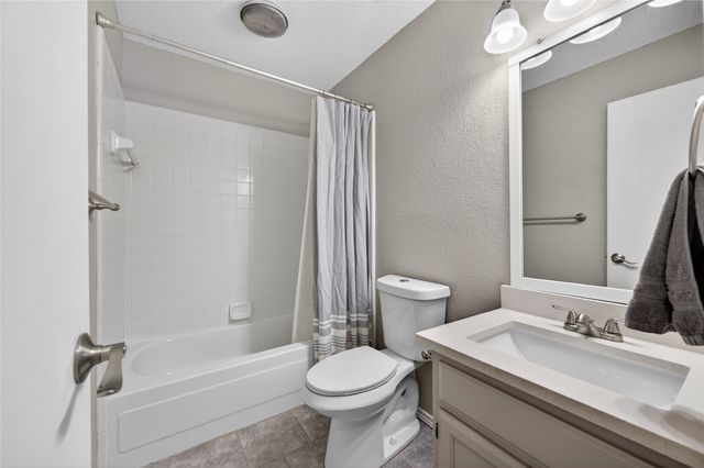 6637 Whitley Road, Watauga, TX 76148