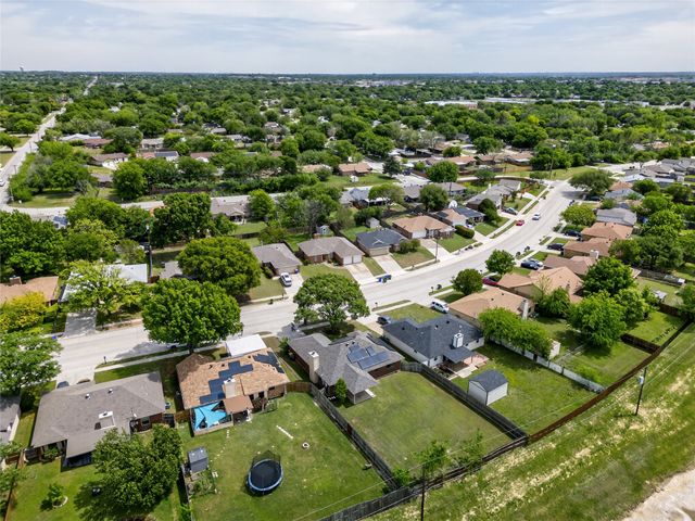 6637 Whitley Road, Watauga, TX 76148