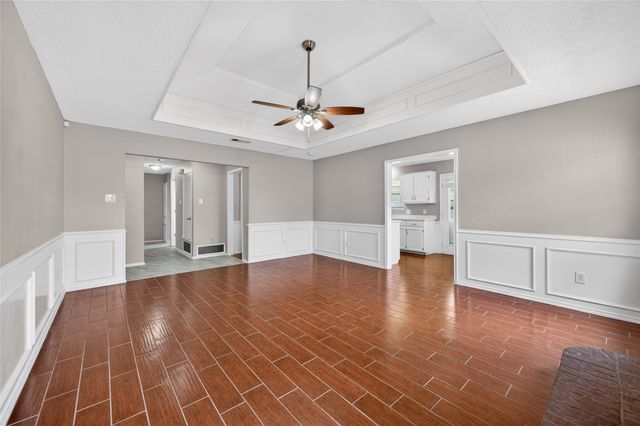 6637 Whitley Road, Watauga, TX 76148