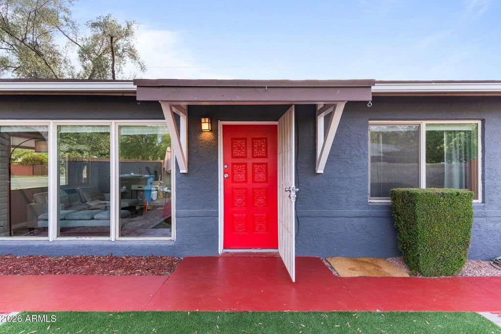 548 W SAN JUAN Avenue, Phoenix, AZ 85013 — photo 4
