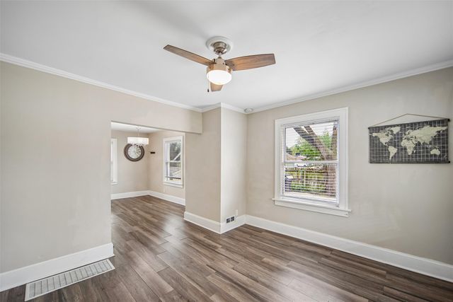 1411 Guthrie Avenue, Des Moines, IA 50316