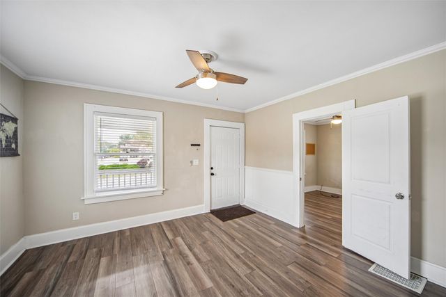 1411 Guthrie Avenue, Des Moines, IA 50316