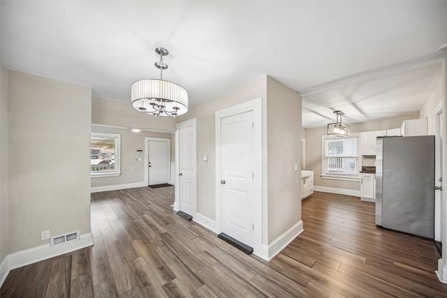 1411 Guthrie Avenue, Des Moines, IA 50316