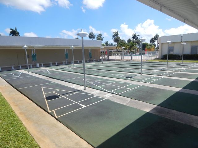 2930 E Ashley Dr Drive E B, West Palm Beach, FL 33415