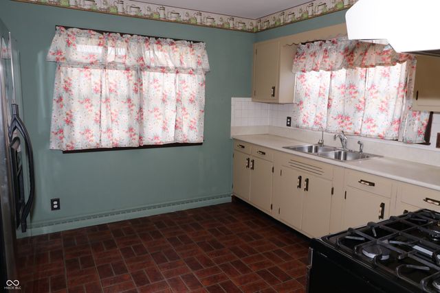 102 W Bryant Street, Greensburg, IN 47240