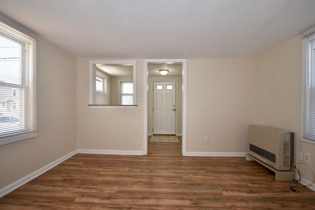 14 Longwood Ave, Wareham, MA 02558