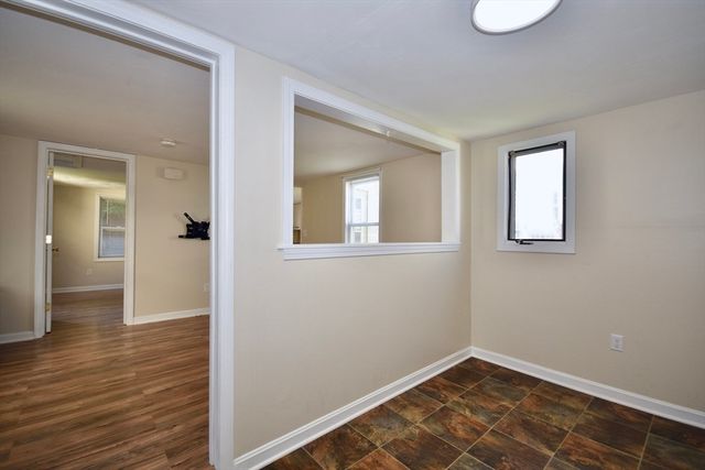 14 Longwood Ave, Wareham, MA 02558