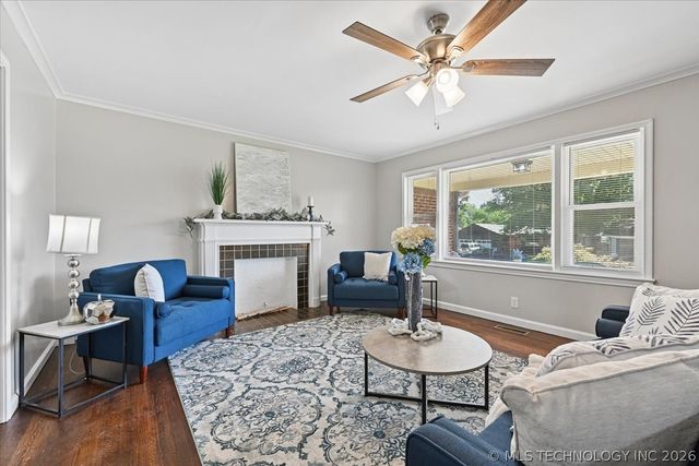 564 S Sandusky Avenue, Tulsa, OK 74112