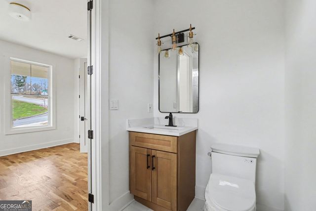 327 Ohm Avenue, Scottdale, GA 30079